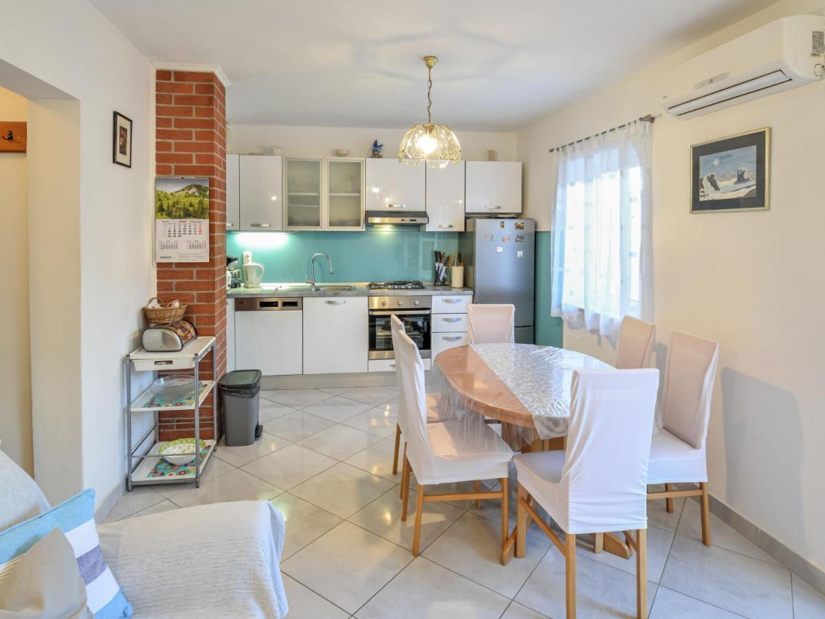 סופטאר Apartment Ana - Brc100 By Interhome מראה חיצוני תמונה